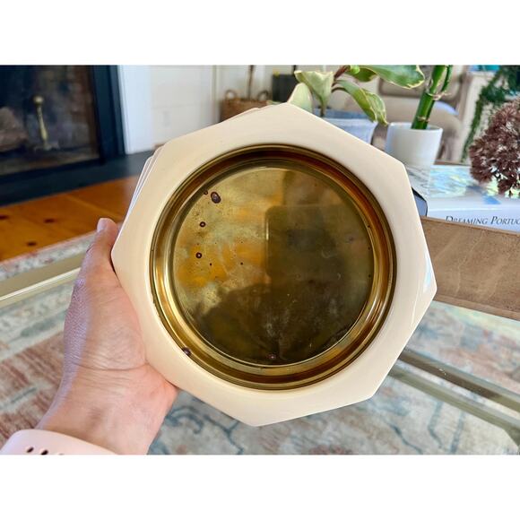 Vintage Made in Italy Brass Plates with Cream Octagon Frame, Set Of 3, MCM - Picture 4 of 10